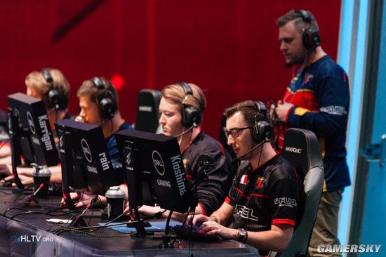 据意媒记者 据意媒记者